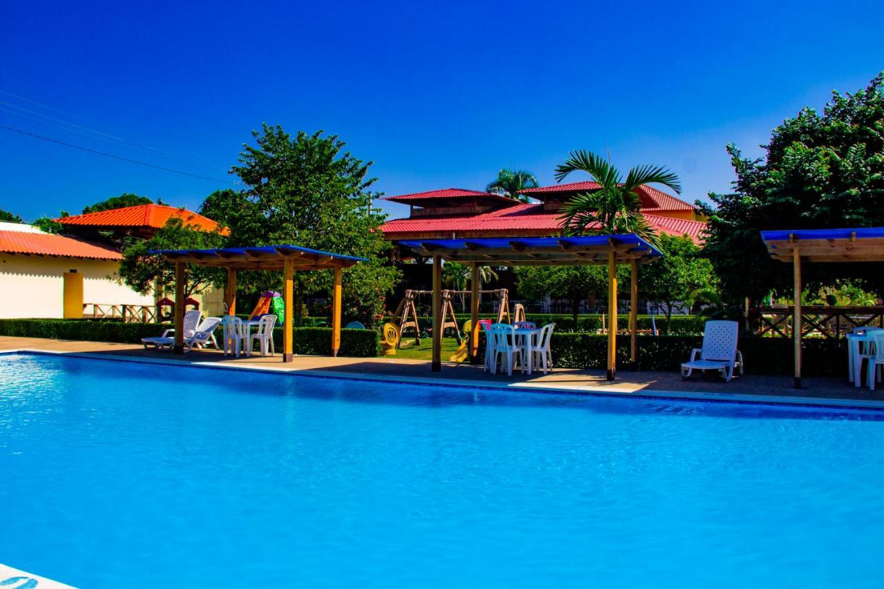 Rancho Guacamayos Hotel & Restaurantes Bonao Exterior foto